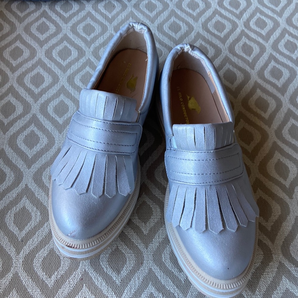 El Hilo Comductor Silver Sneaker Platform Shoe sz 6.5